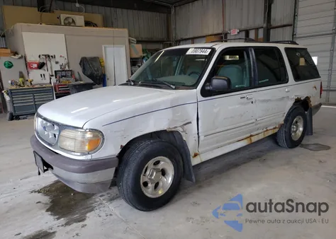 1996 Ford Explorer из США, поврежденный, VIN 1FMDU34X9TZA01402